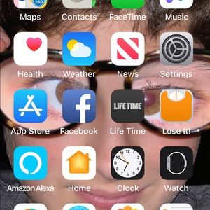 Meet your Posher, Valerie